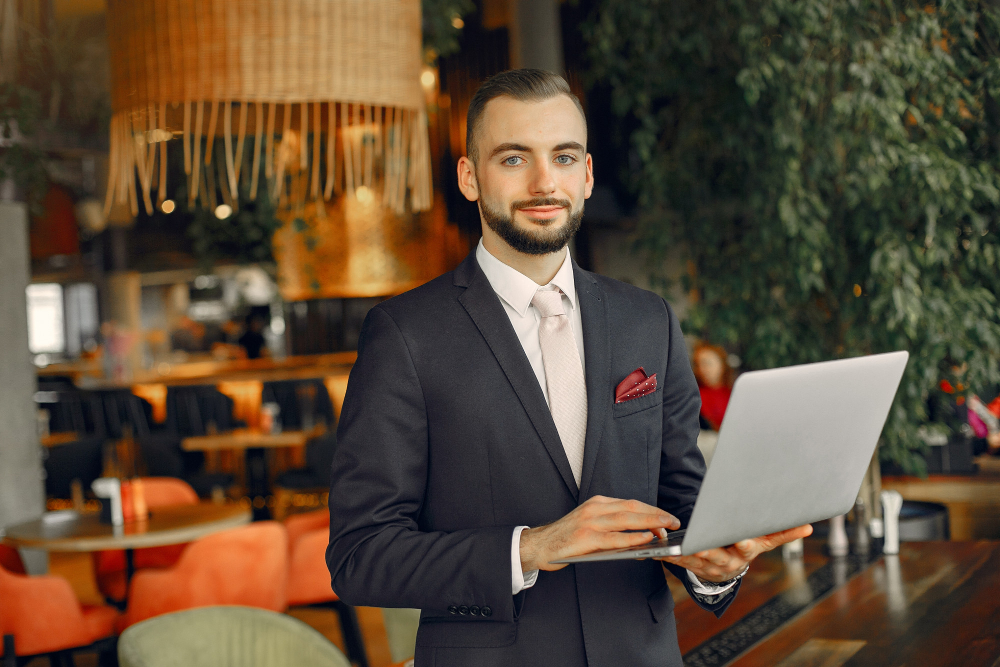 izonemedia360.com entrepreneur